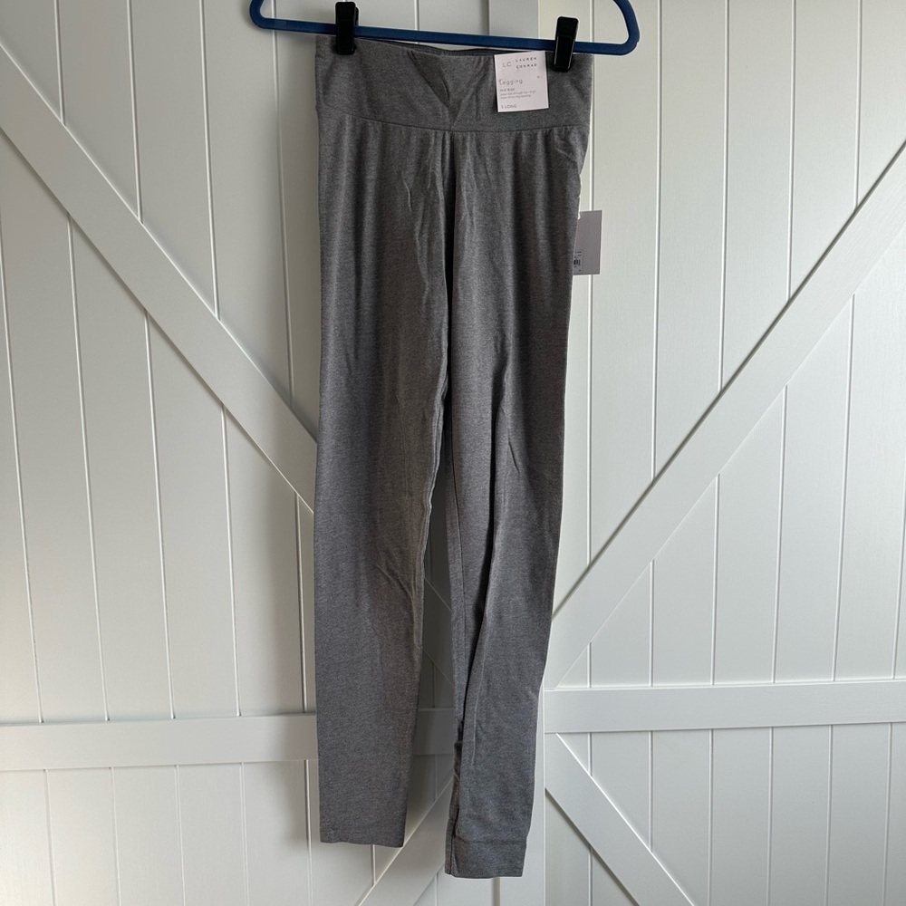 Women’s LC Lauren Conrad Gray Leggings – NWT – Size Small Long